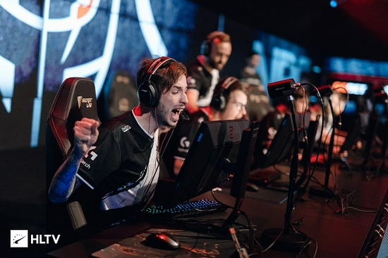 上海海港曾 上海海港曾